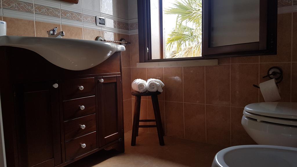 B&B Casale Siciliano Di Miryam Tiralongo アヴォラ エクステリア 写真
