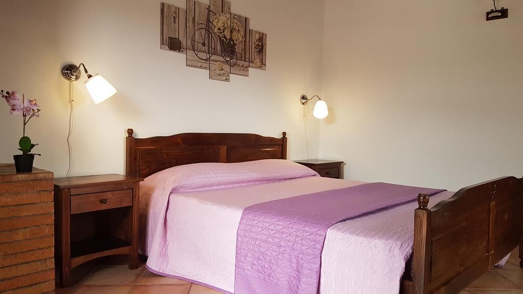 B&B Casale Siciliano Di Miryam Tiralongo アヴォラ エクステリア 写真